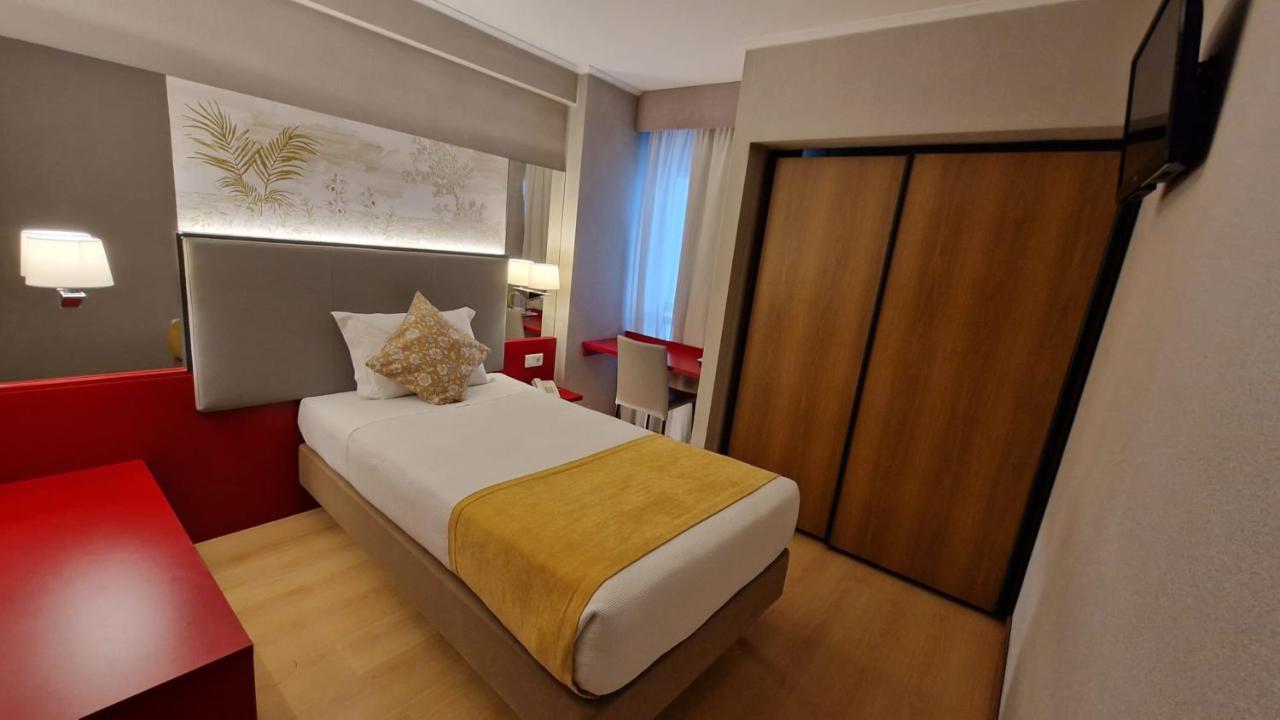 Hotel 3K Madrid Lisabona Exterior foto